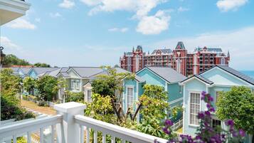 Luxury Villa, 4 Bedrooms, Beachfront | Premium bedding, down comforters, memory foam beds, in-room safe