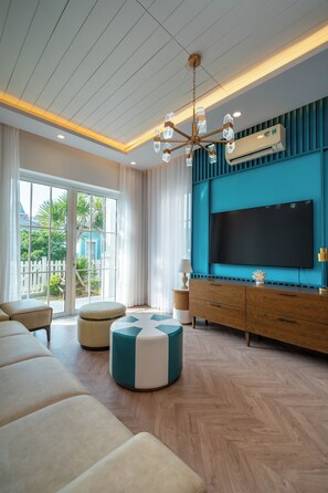 Family Villa, 3 Bedrooms, Private Bathroom, Oceanfront