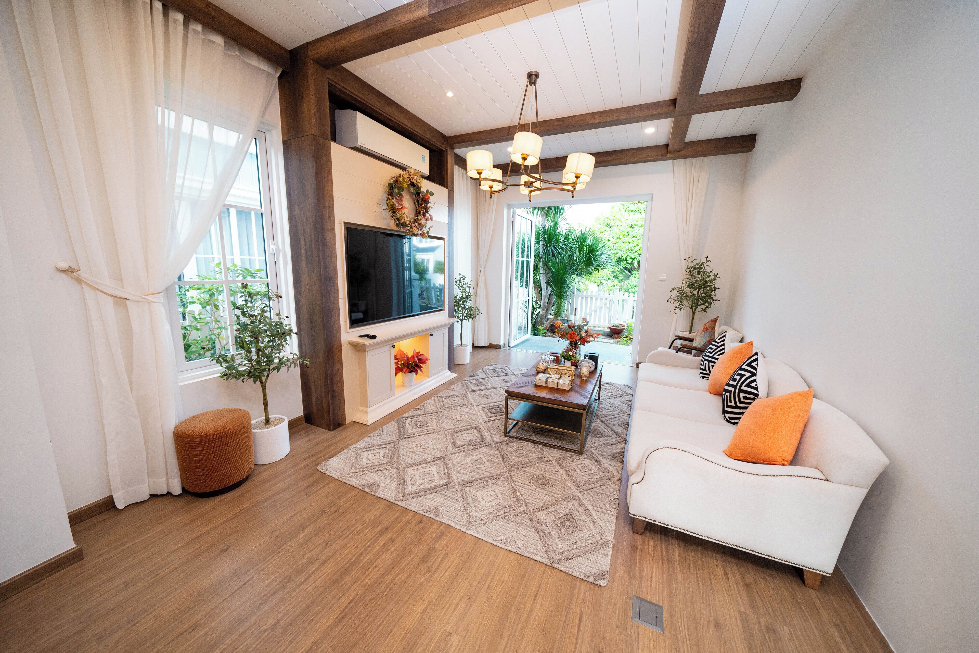 Panoramic Villa, 3 Bedrooms, Private Bathroom, Oceanfront | Living area