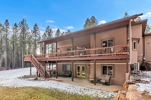 Exterior - Whispering Pines Grand Estate (Bayfield)