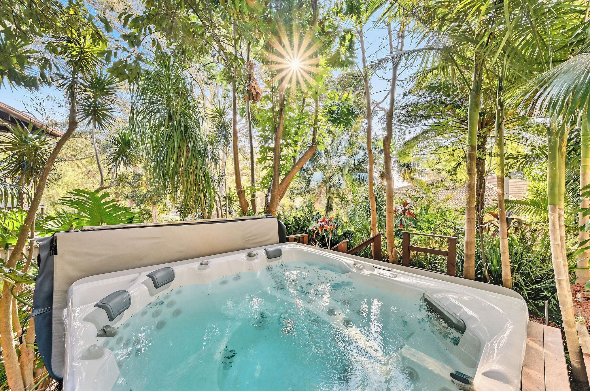 Outdoor spa tub