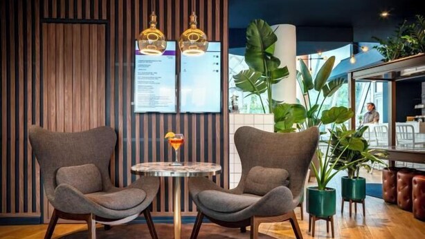 Bar (på overnattingsstedet)
