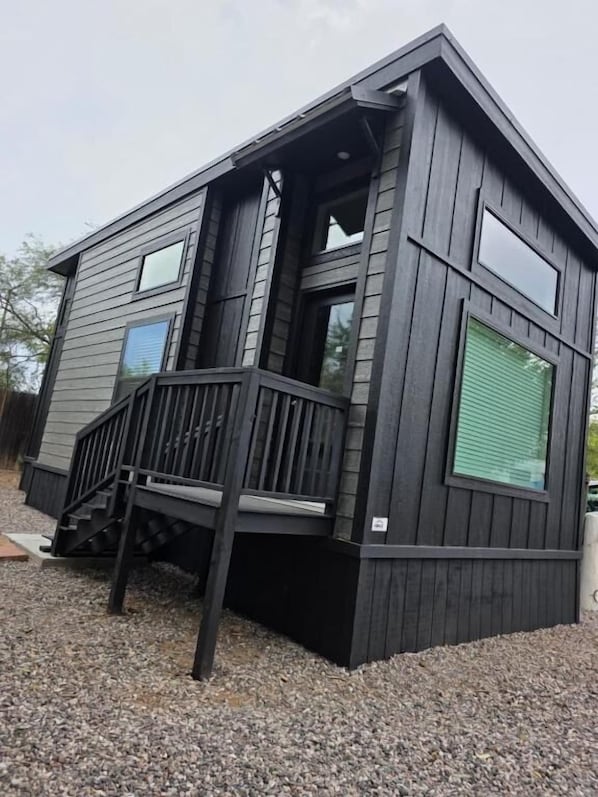 Chalet Luxe, patio | Façade de l’hébergement