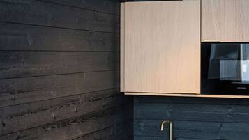 Double Room, 1 Queen Bed, Non Smoking, Courtyard Area