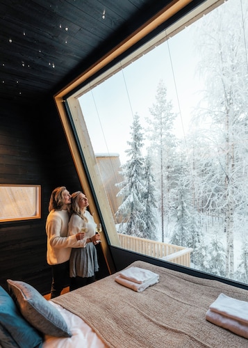Lapland Glow Chalets
