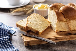 Free daily local cuisine breakfast 