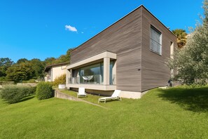 Family Villa, Multiple Bedrooms, 2 Bathrooms, Mountainside (Villa Mondacce) | Exterior