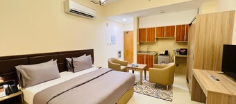 Town Plaza Hotel Apartments