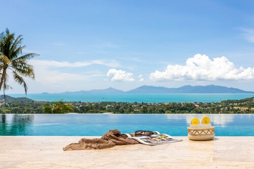 Lotus Horizon Villa 4BR near Fisherman Village