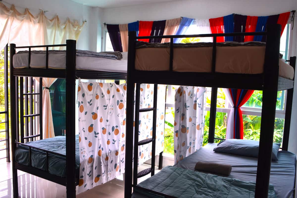 Dortoir Partagé Standard, balcon, vue parc | Coffres-forts dans les chambres