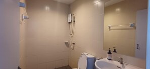 Free toiletries, slippers, towels, toilet paper