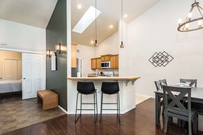 Dining - #StayinMyDistrict Sunflower Lane Townhouse (Boise)