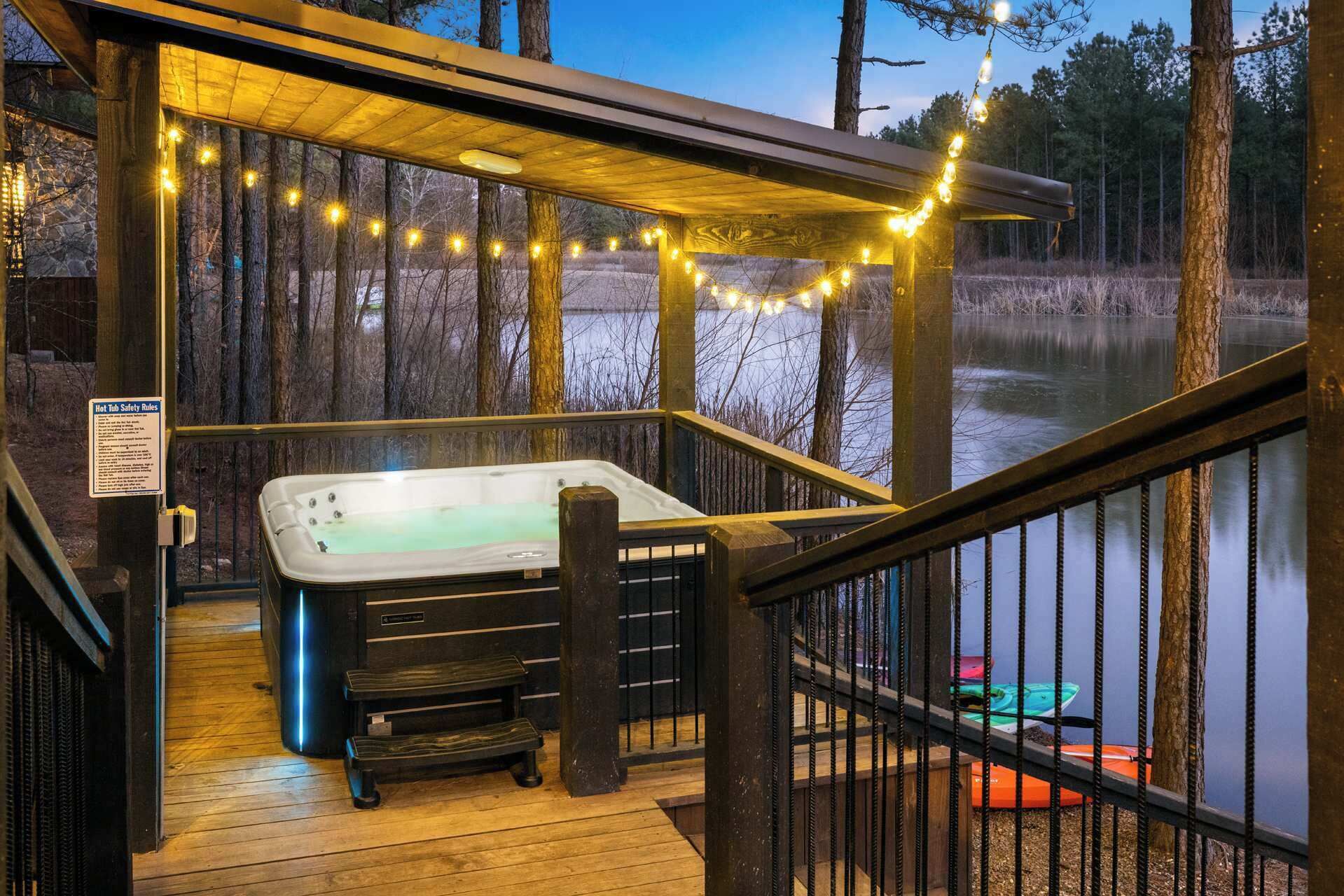 Outdoor spa tub