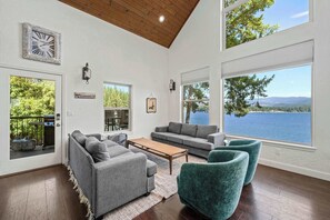 Televisión y oficina