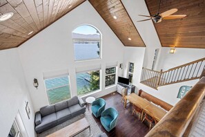 Televisión y oficina