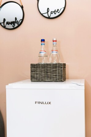 Standard Bungalow, Mountain View | Private kitchen | Coffee/tea maker, electric kettle - RAI Lodges (Zărnești)