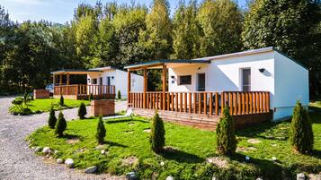 Soundproofing, iron/ironing board, free WiFi, bed sheets