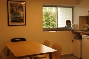 Unclassified image, 4 of 10, button - Family apartment by the Marne River – Pool, garden & free parking near Disneyland (Isles-les-Villenoy)
