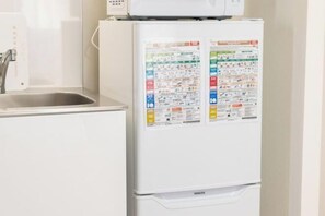 تجهيزات عازلة للصوت