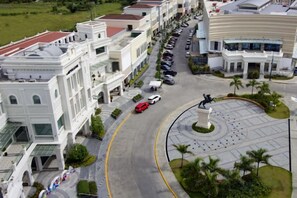 Unclassified image, 4 of 8, button - MCollection - Convenient City Stay in Iloilo Business Park (Iloilo City)
