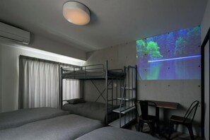 Unclassified image, 4 of 7, button - Trive Kanayama502 (Nagoya)