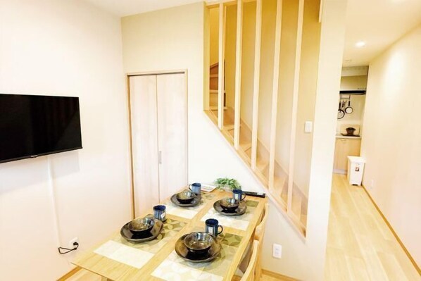 Dining - KIN'S HOUSE (Osaka)