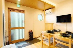 Room - KIN'S HOUSE (Osaka)
