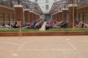 صورة غير مصنفة، 5 من 6، زرّ