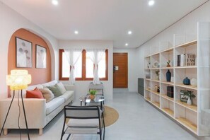 Property amenity - Modern Townhome / 2BR near CNX moat (Chiang Mai)