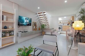 Property amenity - Modern Townhome / 2BR near CNX moat (Chiang Mai)