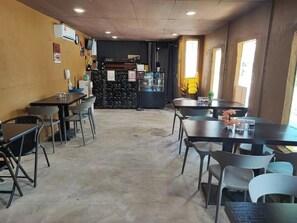 Tempat makan