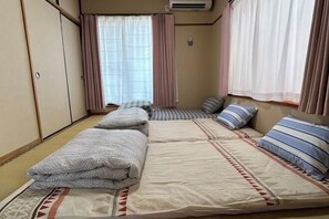 Room - Flower Tea Hotel (Tokyo)