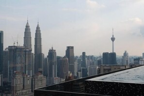 الإطلالة من المنشأة