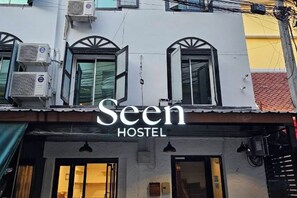 미분류 이미지, 2/20장, 버튼