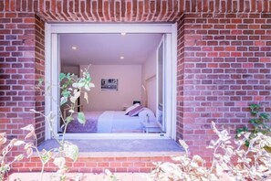 Room - Heart of Madrid II Museums Theatres Sights (Madrid)