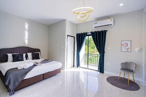 Room - The Moment Pool Villa (Sattahip)