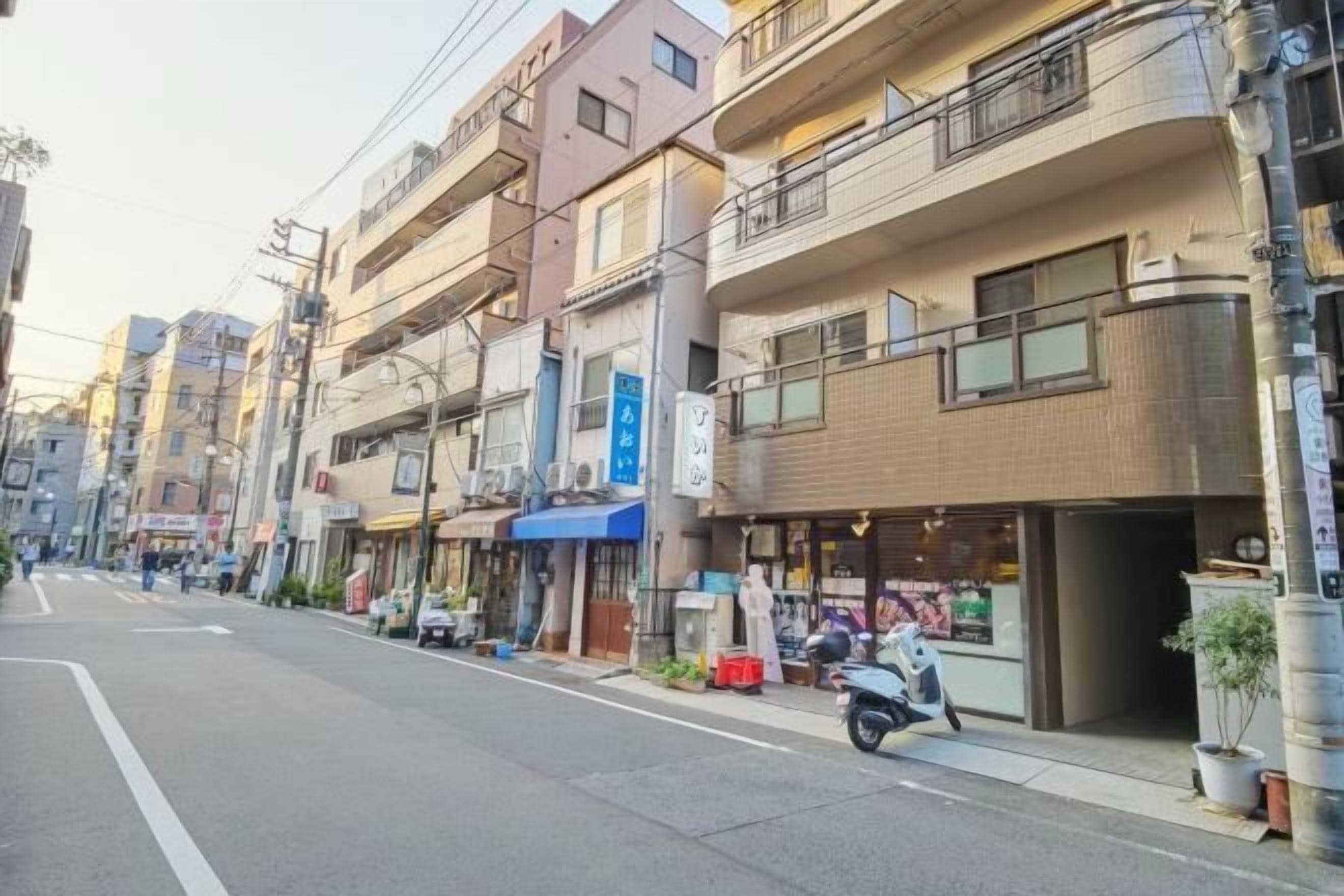 المنشأة من الخارج