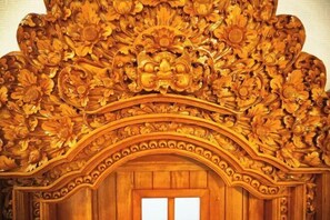 Interior detail - KYOBU Higashiyama (Kyoto)