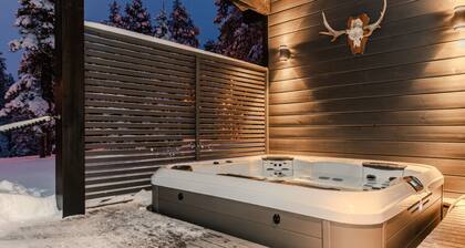Modern 5BR Villa with Sauna, Jacuzzi & Scenic Views in Rukatunturi