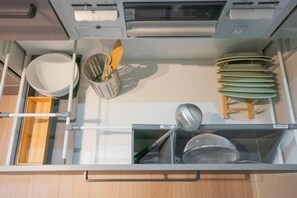 Room - Seiwa・Travel Time Sunahama｜Direct train access to Namba and Shinsaibashi (Osaka)