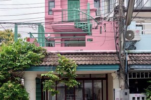 Unclassified image, 3 of 51, button - Emily Home 3BR Old Town Chiang Mai by Beginning With (Chiang Mai)