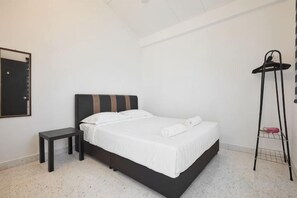Unclassified image, 5 of 37, button - IpohGarden Homestay, 4-12pax 10mins to attraction (Ipoh)