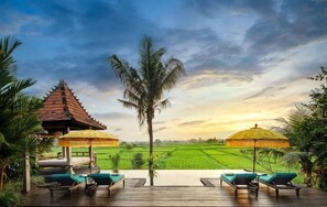 Outdoor pool - The Joglo at Umah Sunset (Bali)