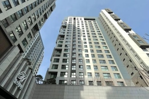 Unclassified image, 2 of 17, button - Mount Air Condo (Seoul)