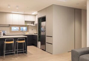 Room - Mount Air Condo (Seoul)