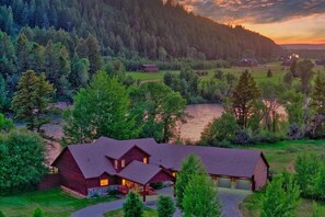 Exterior - River Bend Retreat (Bonneville County)