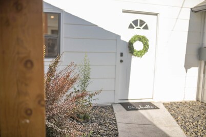 Charming & Private: Birch Cottage