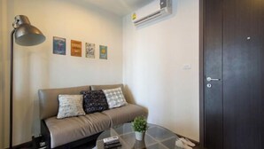 Room - BRAND New Sukhumvit Condo Cozy BTS (Bangkok)