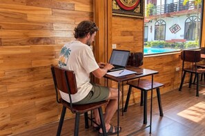Business center - Tam Coc Mandala Homestay & Pool (Hoa Lu District)
