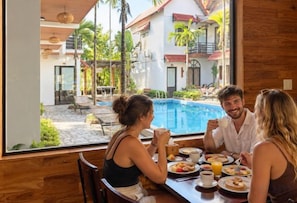 Dining - Tam Coc Mandala Homestay & Pool (Hoa Lu District)